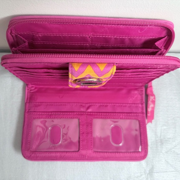 Vera Bradley Turn Lock Wallet Quilted Ziggy Zags Pattern Orange Pink - Picture 4 of 7